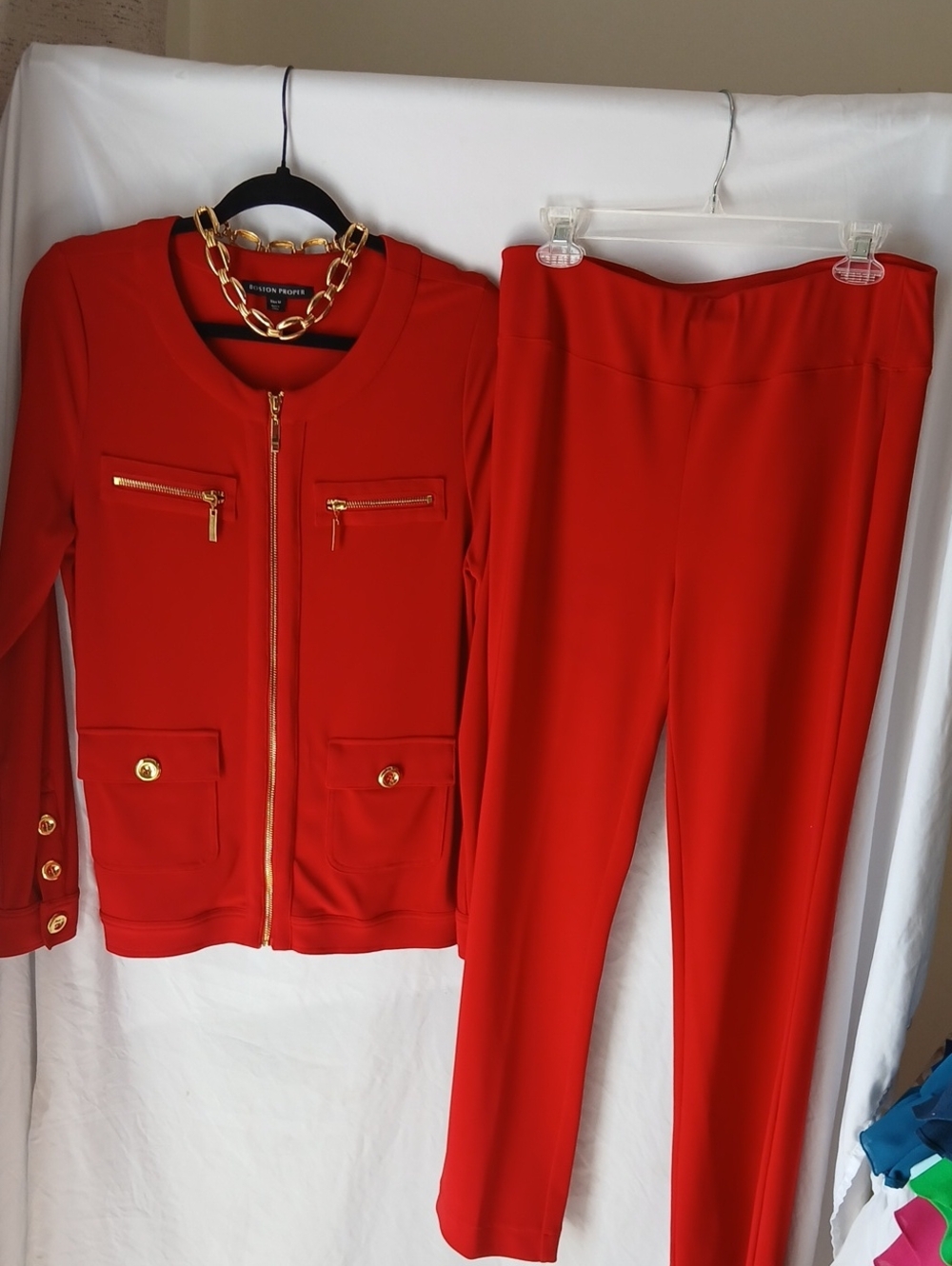 Boston Proper Vintage Women’s Red Zip-Front Jacket with Gold Necklace SEE VIDEO